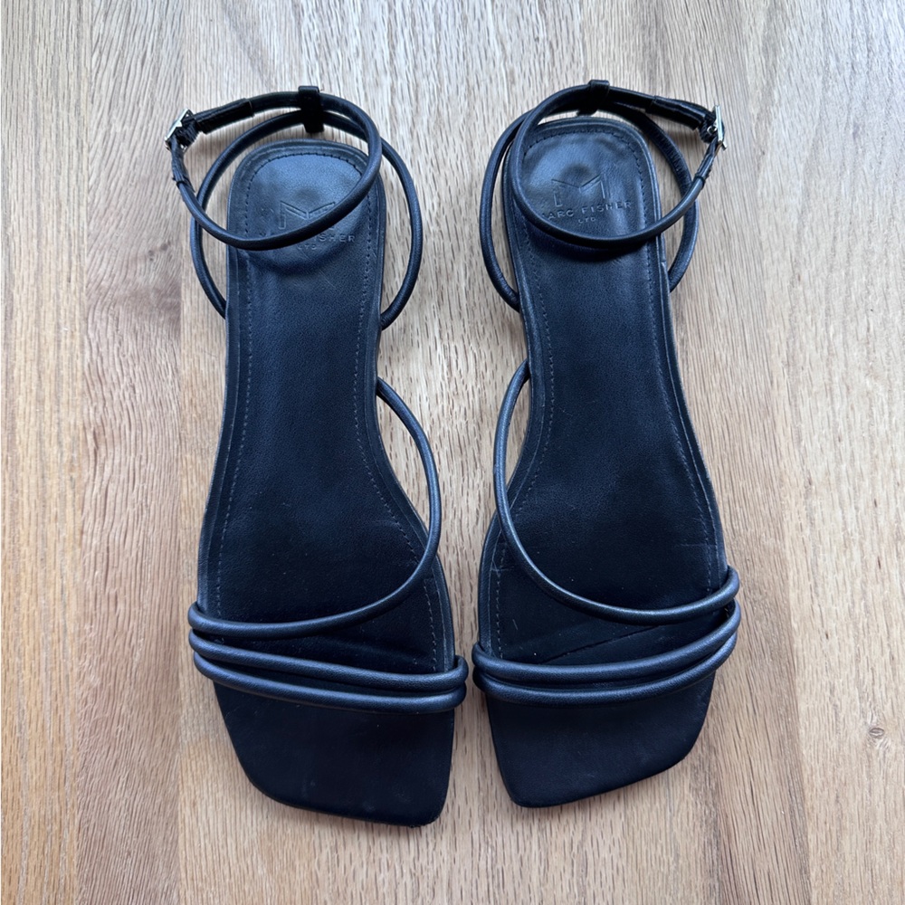✨SALE✨ Marc Fisher Ltd Mariella Sandals